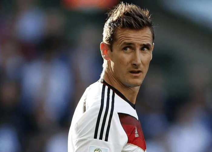 体育彩票-克洛泽预言世界杯进球纪录将被梅西或姆巴佩打破|莱昂内尔·梅西|基利安·姆巴佩|米罗斯拉夫·克洛泽|最佳射手|米罗斯_新浪体育_新浪新闻