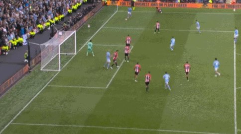 1693154262582057101.gif 曼城1比2.gif